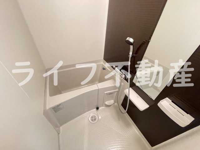 バス・シャワールーム　お風呂です