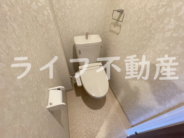 トイレ　落ち着いたトイレです