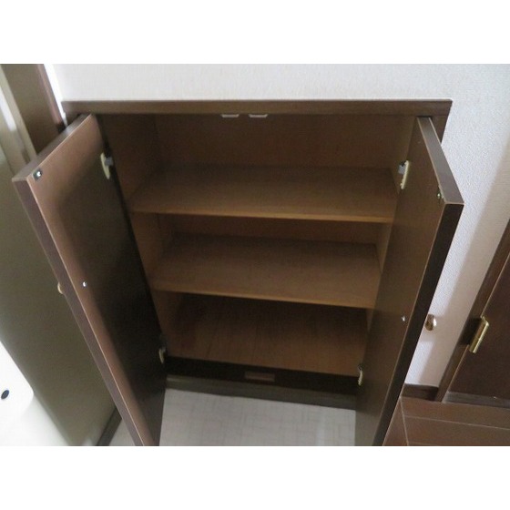 玄関　シューズボックス