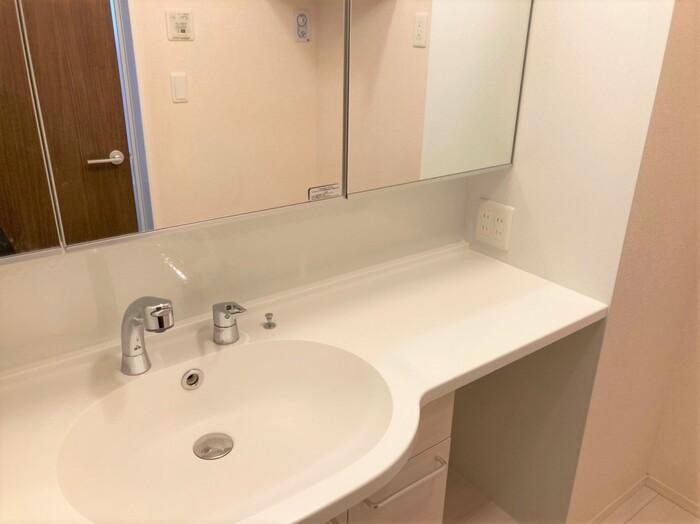 洗面設備　洗面所