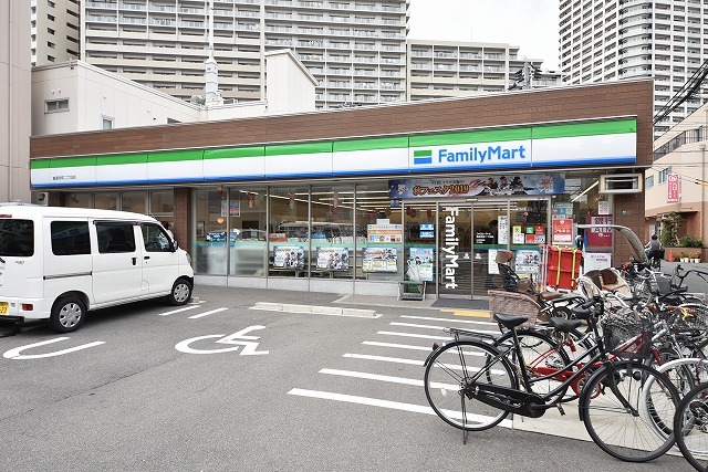 コンビニ　ファミリーマート　毛馬町一丁目（コンビニ）まで512m