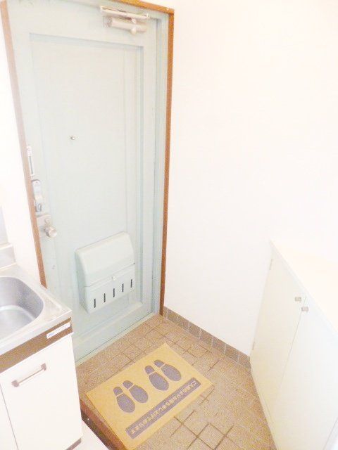 玄関　★お部屋探しは株式会社タウンハウジング東京まで★