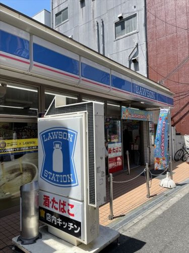 コンビニ　ローソン　西心斎橋二丁目店（コンビニ）まで212m