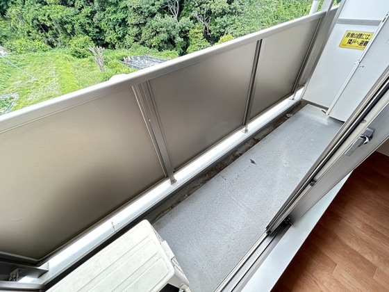 バルコニー　※別部屋の写真です