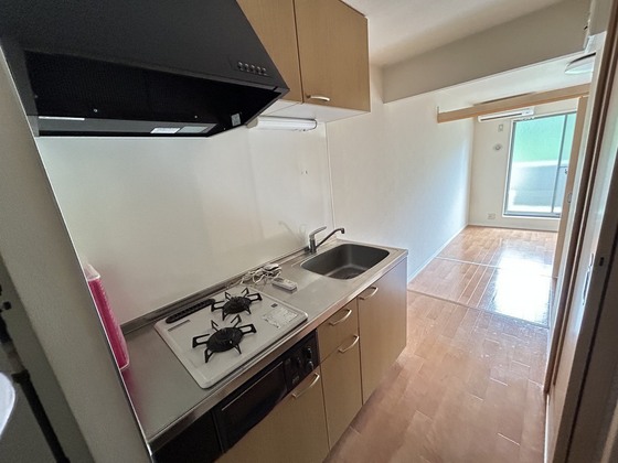 キッチン　※別部屋の写真です