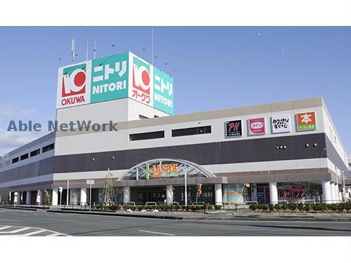 ショッピングセンター　ラフレ初生（ショッピングセンター）まで771m