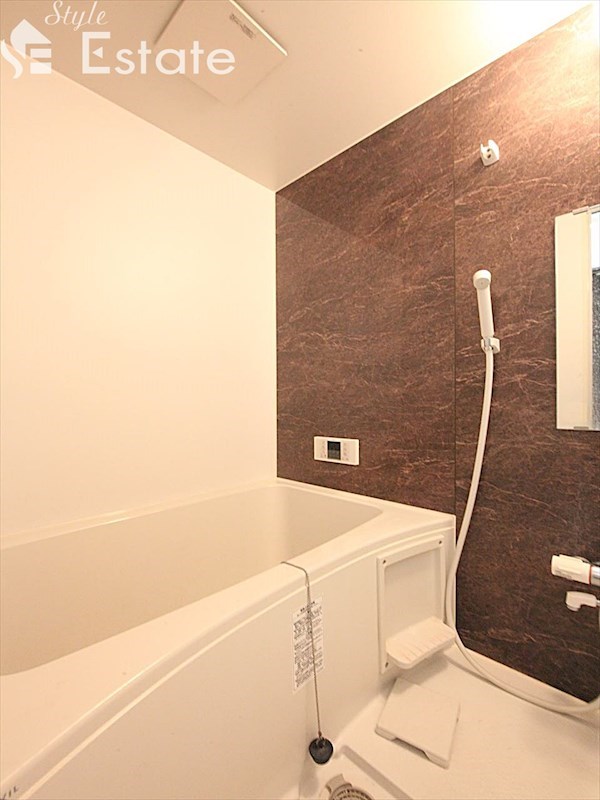 バス・シャワールーム　バスルーム