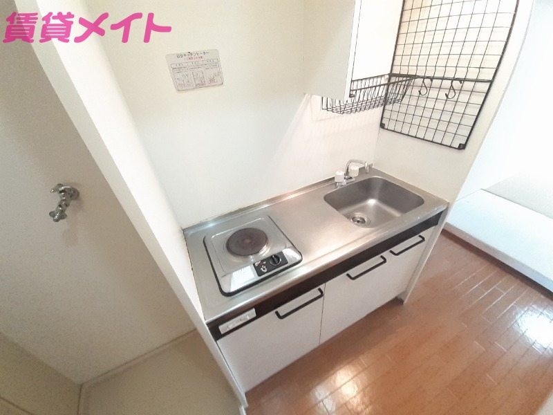 キッチン　写真は他のお部屋の写真を代用しております。