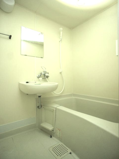 バス・シャワールーム　のんびりできます♪