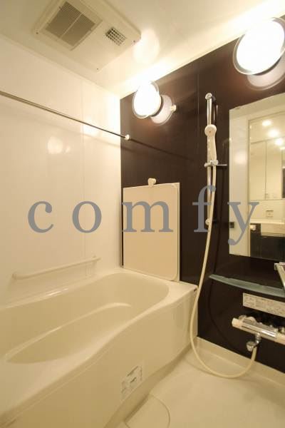 バス・シャワールーム　追い焚・浴室乾燥機付きバス