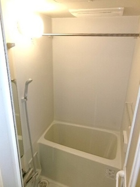 バス・シャワールーム　バスルーム