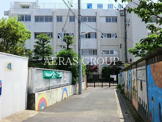 中学校　葛飾区立中川中学校（中学校）まで306m