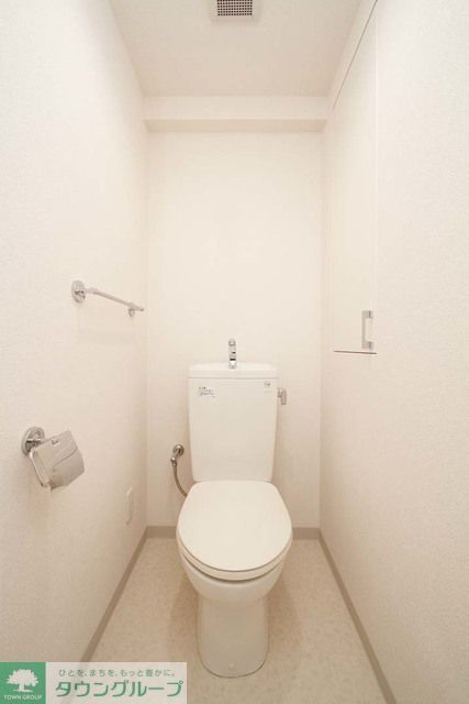 トイレ　※写真は同タイプ住戸です。