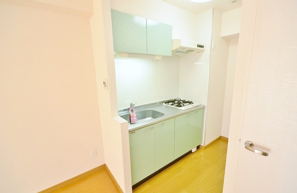 キッチン　★2口ガスシステムキッチン★(カラー現況優先)