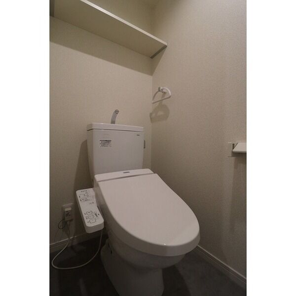 トイレ　※同タイプ