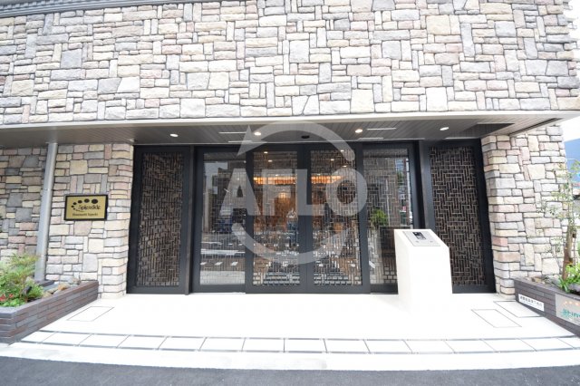 エントランス　ラクラス本町東　エントランス