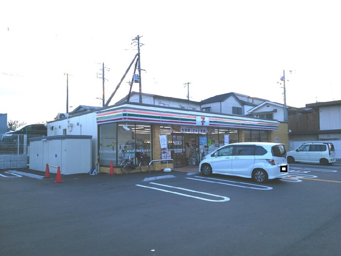 コンビニ　セブンイレブン枚方船橋本町店（コンビニ）まで300m