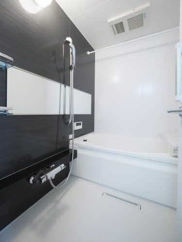 バス・シャワールーム　浴室