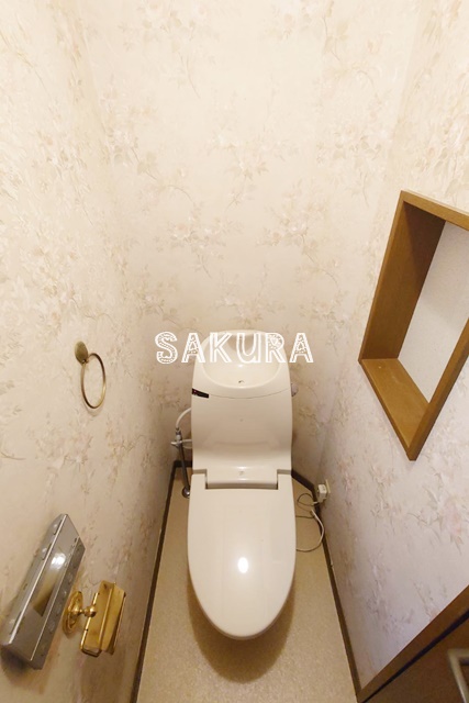 トイレ　嬉しい温水洗浄便座♪