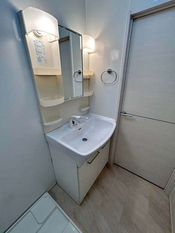 洗面設備　図面と現状に相違がある場合には現状を優先