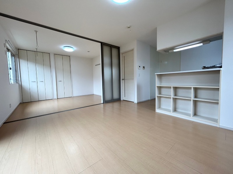 居室・リビング　図面と現状に相違がある場合には現状を優先