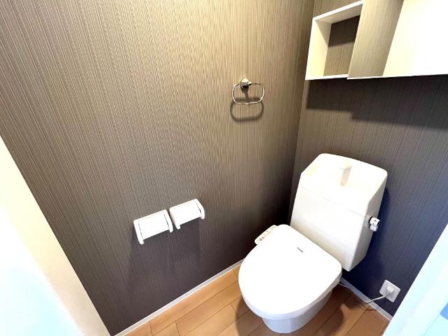 トイレ　トイレ