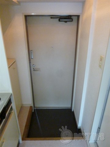 玄関　アーバンオルム府中