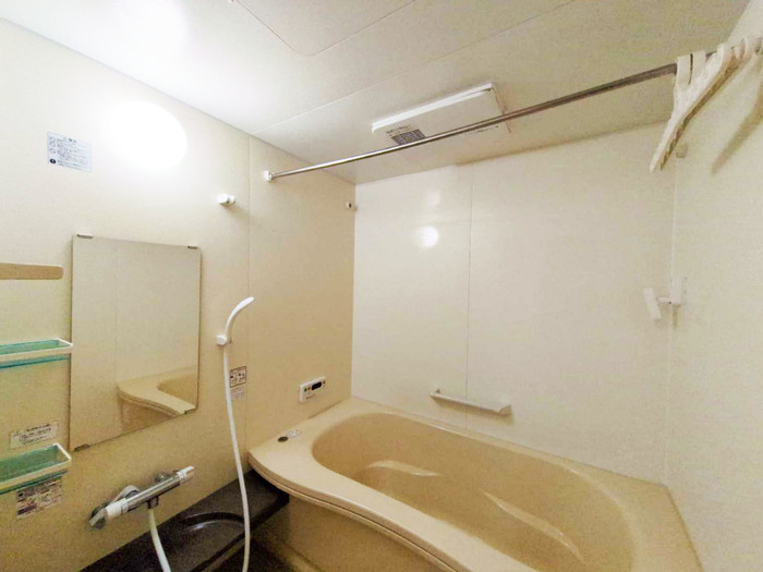 バス・シャワールーム　バス