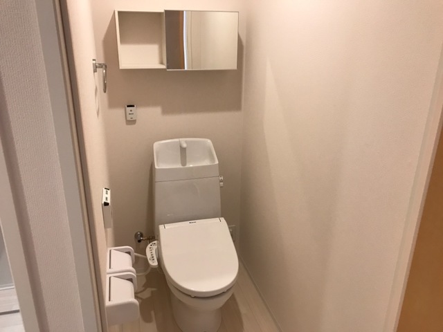 トイレ　シャワー付トイレ