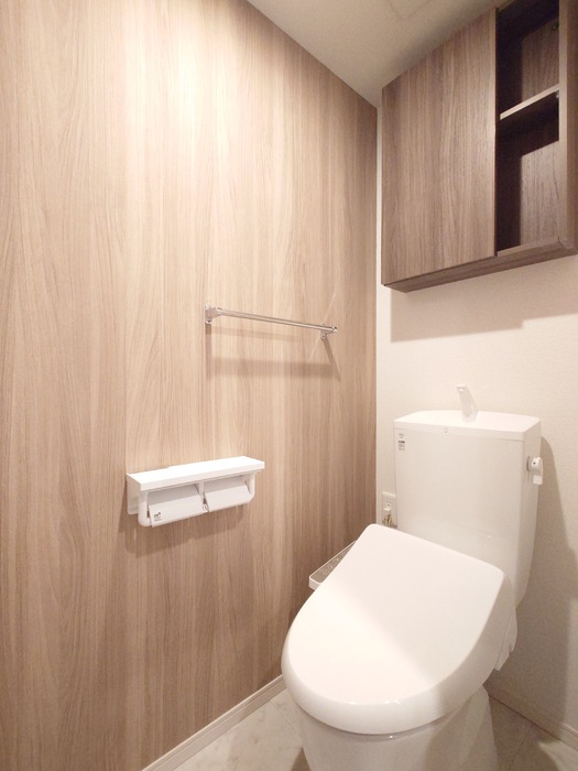 トイレ　トイレ（温水洗浄暖房便座）