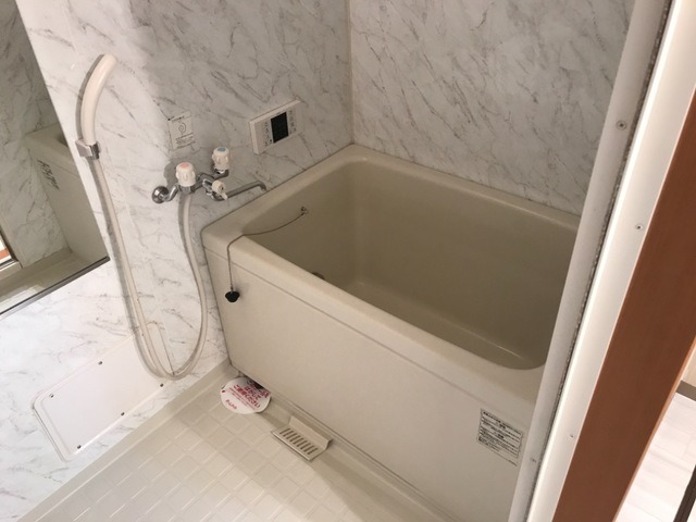 バス・シャワールーム　※反転タイプのお部屋