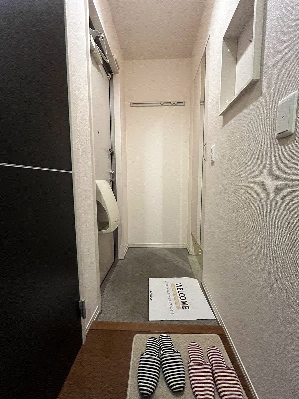 玄関　反転タイプ