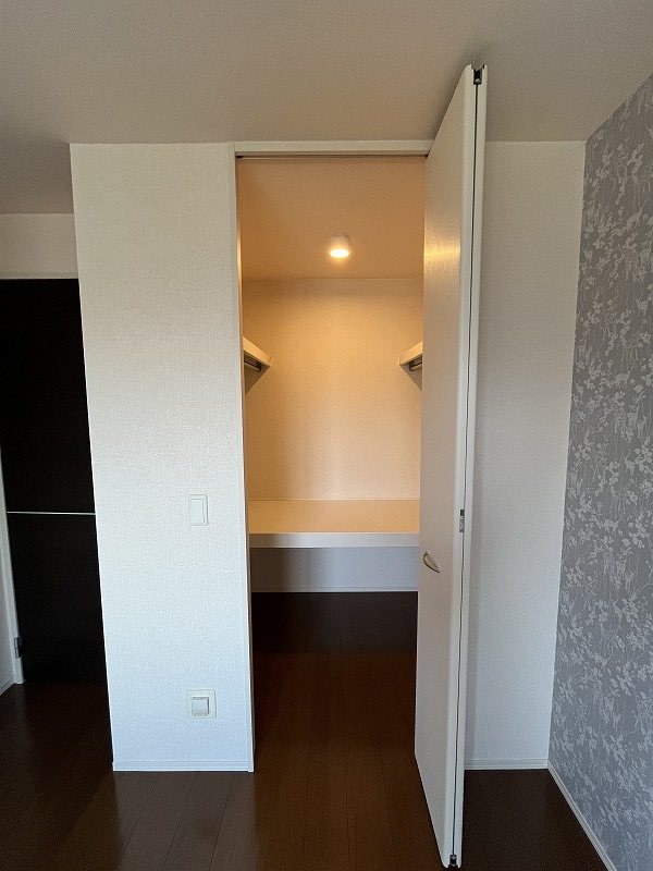 収納　反転タイプ