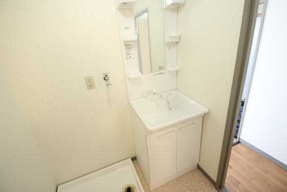洗面設備　※別部屋の写真です