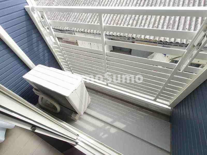 バルコニー　外からの目が気にならないバルコニーで洗濯物が干せます