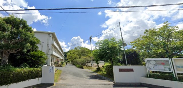 小学校　掛川市立西郷小学校（小学校）まで600m