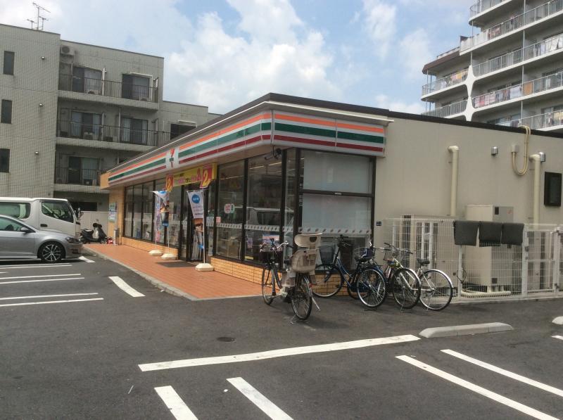 コンビニ　セブンイレブン 板橋前野町1丁目店（コンビニ）まで483m