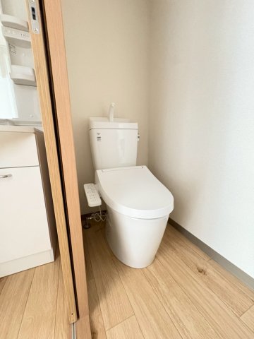 トイレ　コンパクトで使いやすいトイレです
