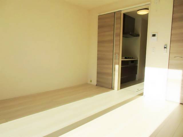 居室・リビング　広々としたお部屋です