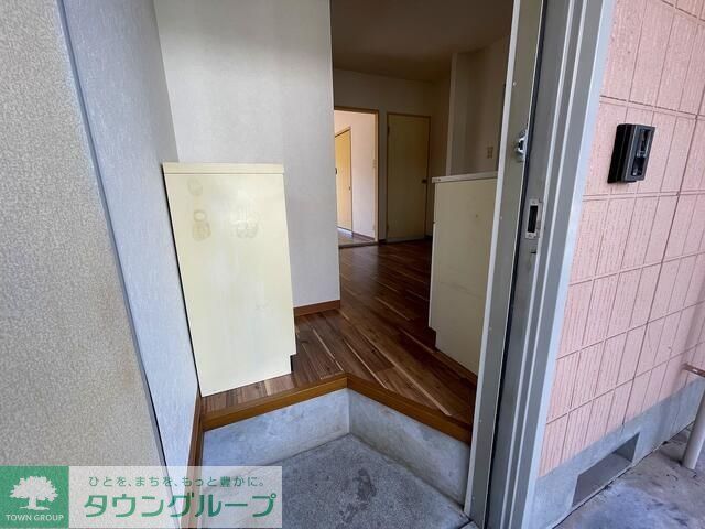 玄関　お問合せはタウンハウジングまで！※現地待合わせ相談可能
