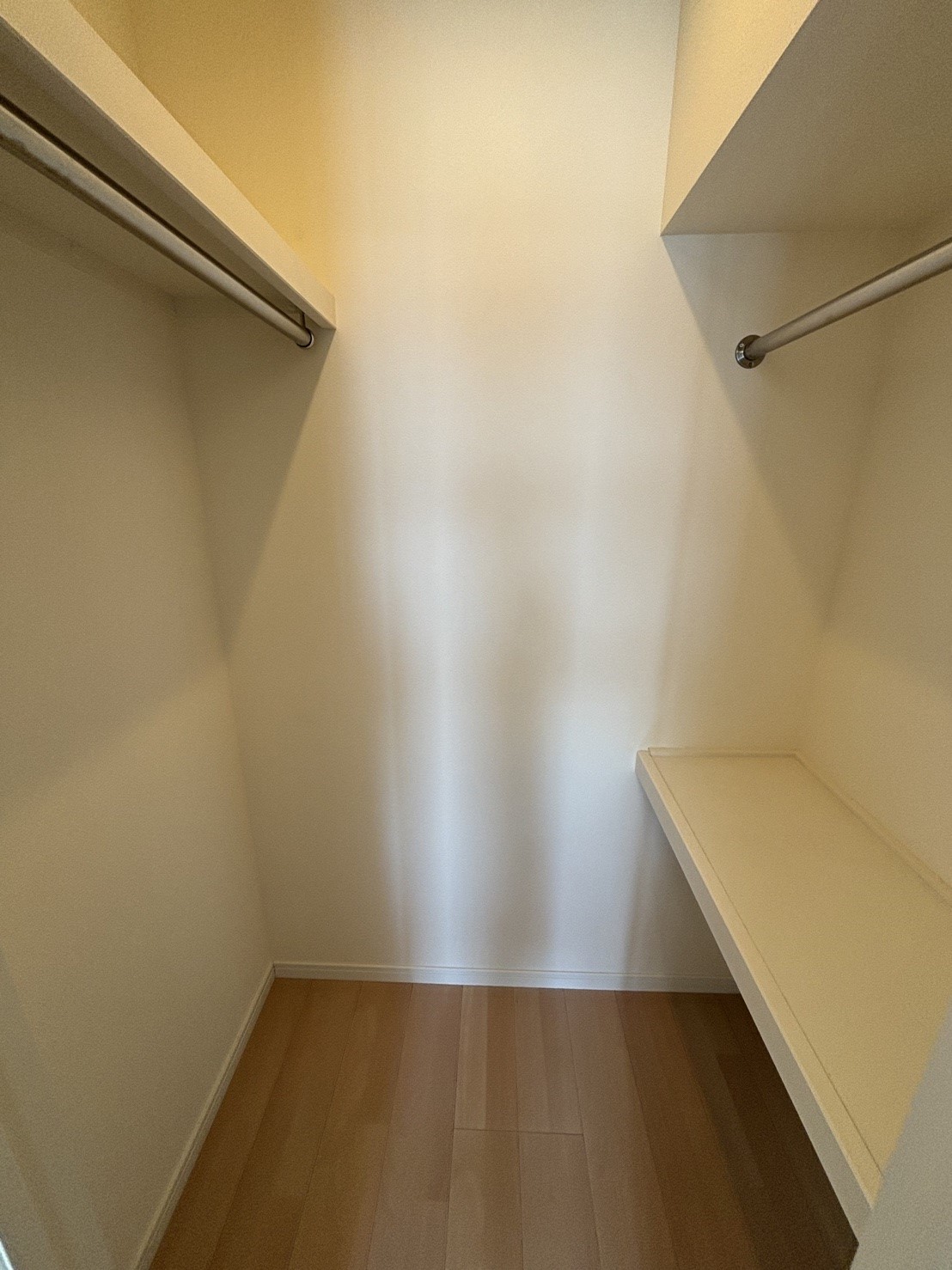 収納　間取り反転別号室参照