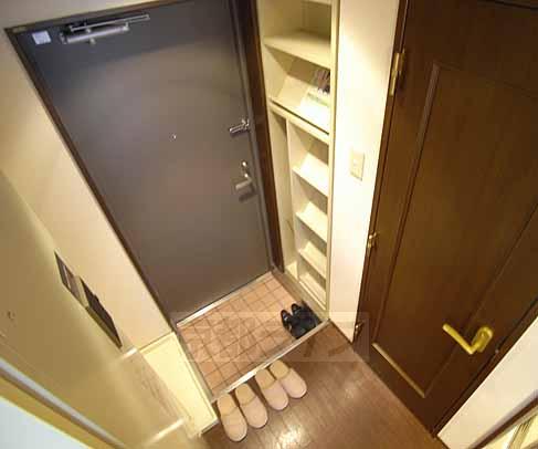 玄関　シューズボックス付き