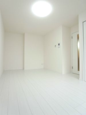 居室・リビング　きれいな室内