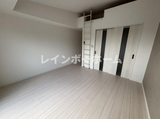 居室・リビング　※別号室参考写真