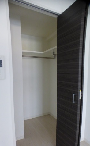 収納　同物件別号室の写真です。