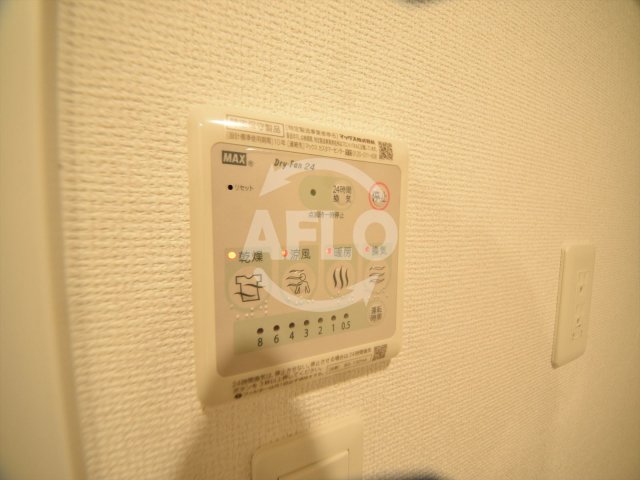 その他設備　セレニテ桜川駅前プリエ　浴室乾燥機