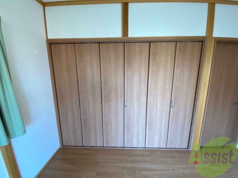 収納　洋室のクローゼット。広さは十分そうです。