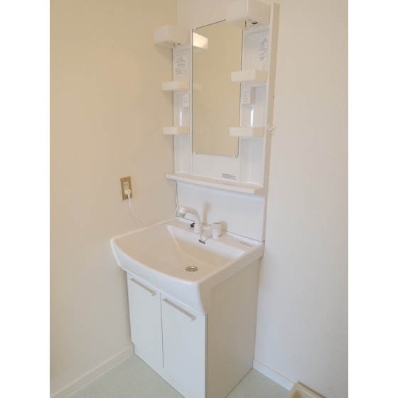 洗面設備　洗面台が独立しています