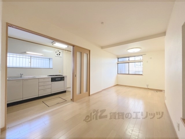 居室・リビング　リビング