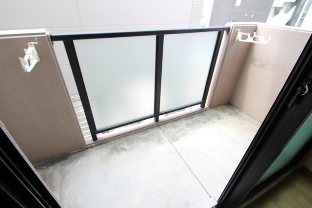 バルコニー　※別室の参考写真です